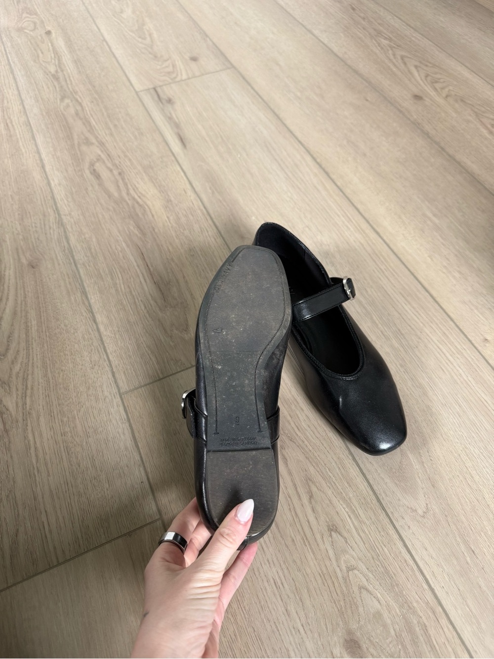 Old Navy Black Mary Jane Flats with Buckle Strap - Picture 3 of 3